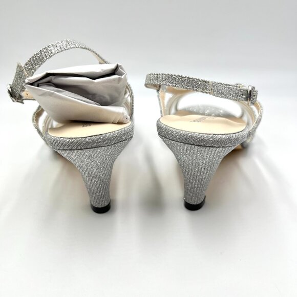 7W 7 WIDE WIDTH Touch Ups Clara Silver Low Kitten Heels Dress Sandals Shoes - Picture 6 of 14
